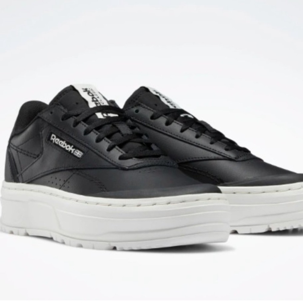 Reebok Club C Double Geo women’s size 8